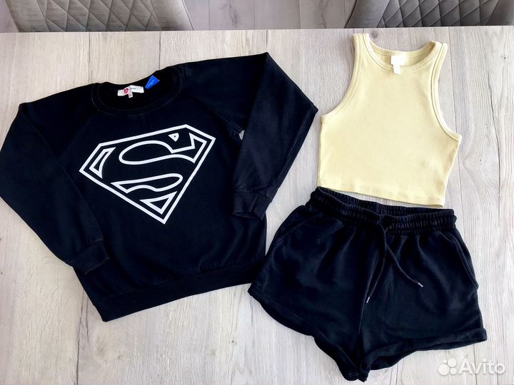 Пакет женской одежды 42 размер