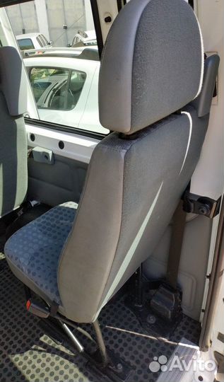 Сиденье пассажирское Ford Transit 2006г. (VII)