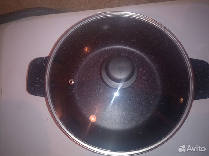 Кастрюля 5 литров новая