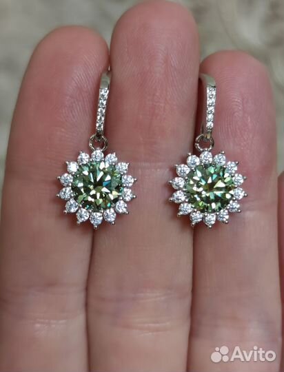 Серьги подсолнухи с зелёным муассанитом 4 карата