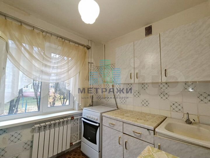 3-к. квартира, 49,3 м², 2/5 эт.
