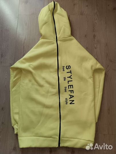 Спортивный костюм женский