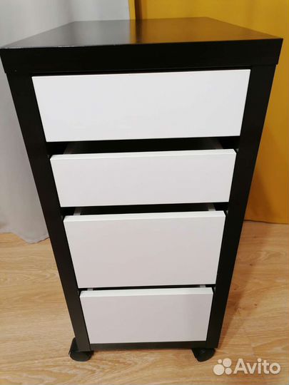 Тумба Икеа Микке. Доставка бесплатно