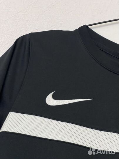 Футболка nike dri fit