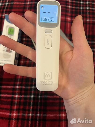 Медицинский бесконтактный термометр