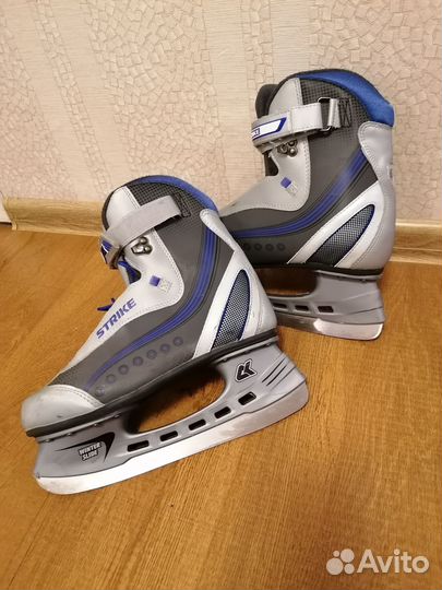 Коньки хоккейные 40-41 размер