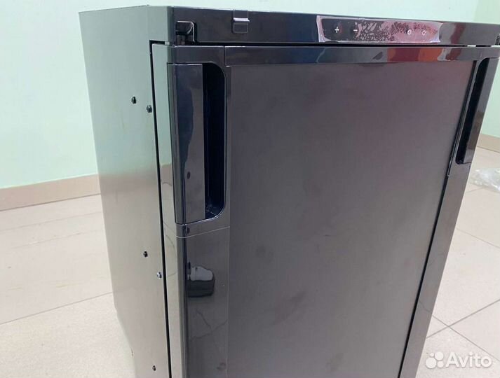 Автохолодильник Alpicool r85