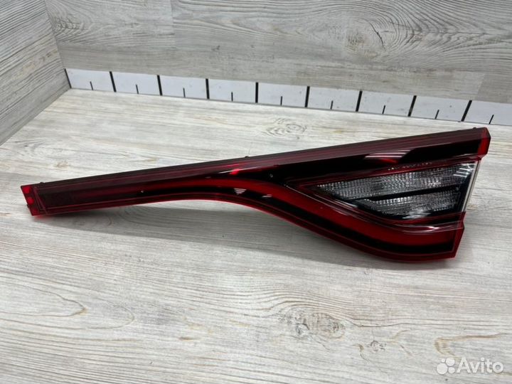 Фонарь задний внутренний правый Renault Arkana