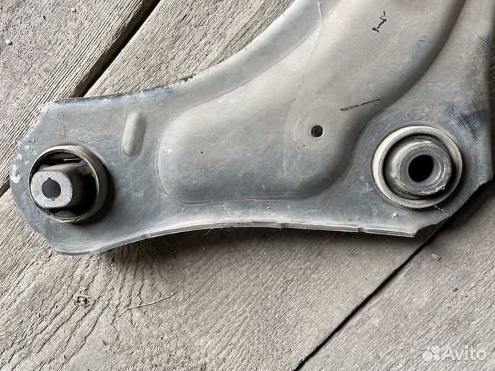 Передние рычаги на renault fluence megane