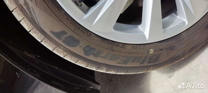 Yokohama BluEarth AE51 215/55 R17