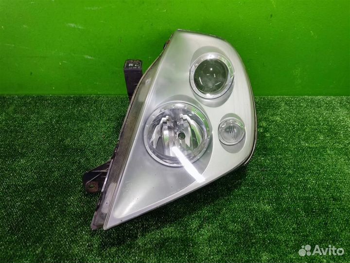Фара левая Ssangyong Rexton 2005