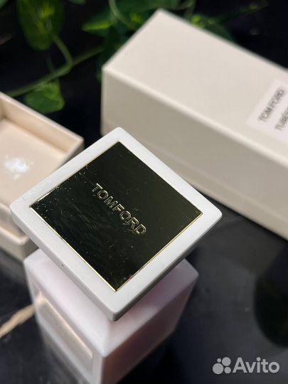 TOM ford tubéreuse NUE