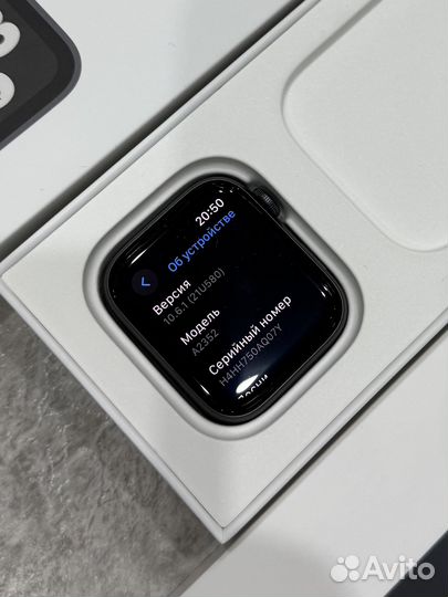 Apple Watch SE 44mm Midnight