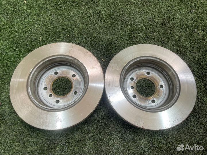 Диск тормозной задний Bmw 5 E60 N52B30 2008