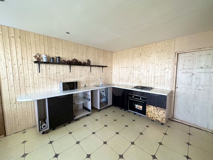 Дом 160,5 м² на участке 4 сот.