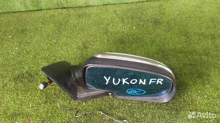 Зеркало правое Gmc Yukon кроссовер LQ9 2003