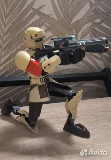 Lego Star Wars buildable figures 75523