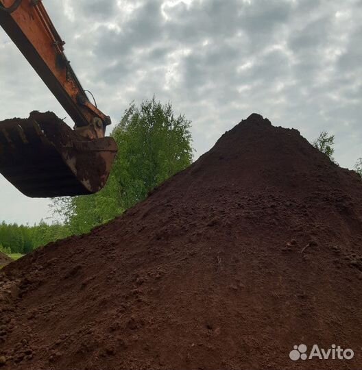 Земля плодородная. Плодородный грунт сеяный