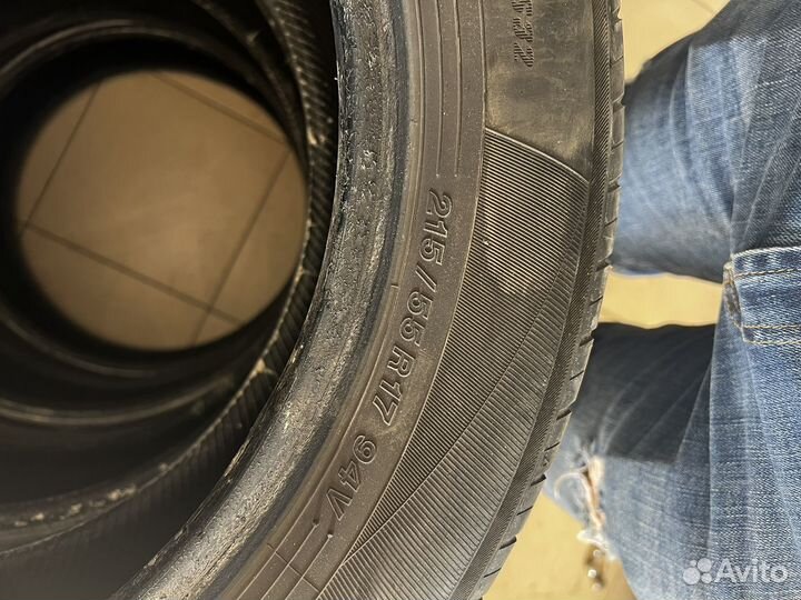 Yokohama Bluearth ES32 215/55 R17 94V