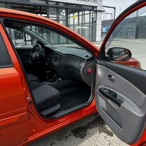 Kia Rio 1.4 AT, 2011, 124 000 км, с пробегом, цена 799 000 руб.