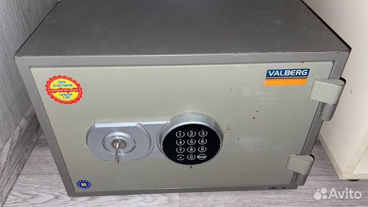 Вскрытия замков(Авто,Квартиры,Сейфы)