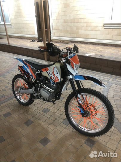 Продаю или обменяю на авто 250 кубовый 21/л.с