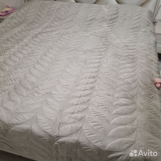 Покрывало на 2 х спальную кровать