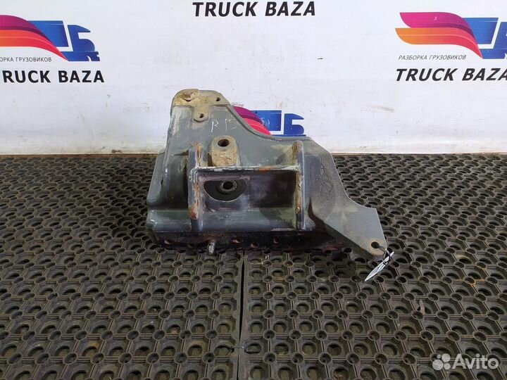 Кронштейн передней рессоры L Renault Premium