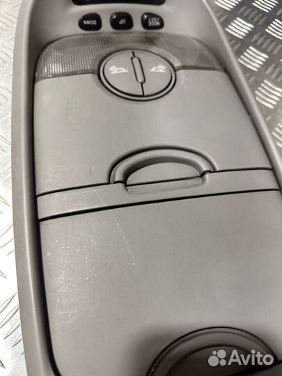 Плафон салонный Kia Sorento BL