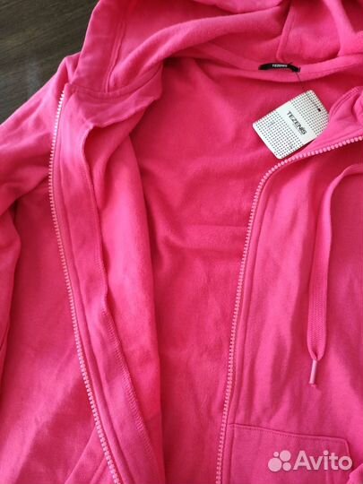 Спортивный костюм Tezenis новый