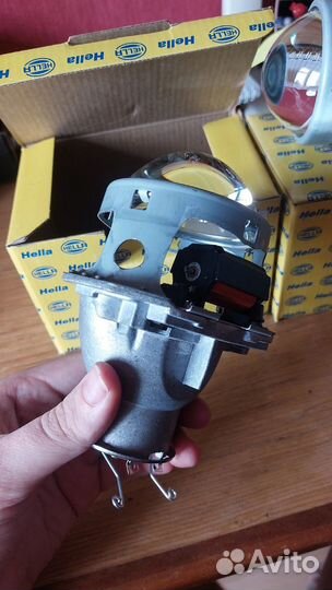 Биксеноновые линзы hella 3R Renault Megane 2