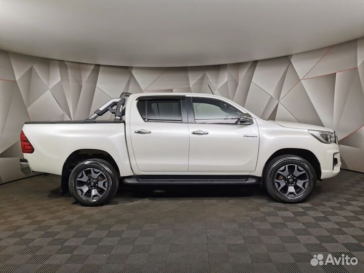 Toyota Hilux 2.8 AT, 2018, 148 967 км