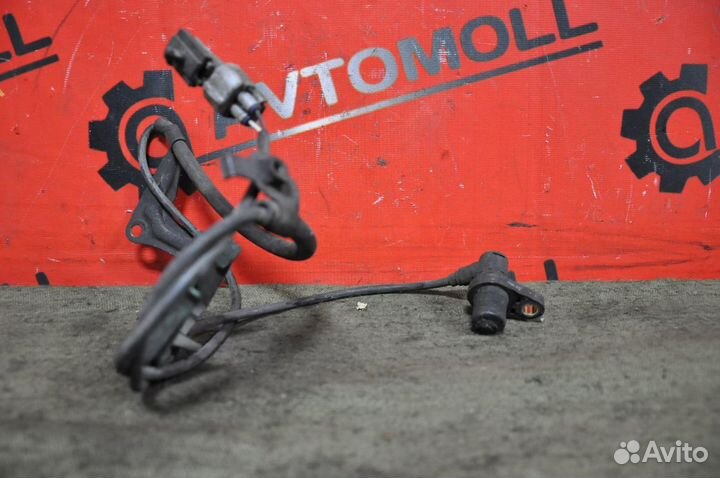 Датчик ABS передний правый toyota ipsum SXM10G