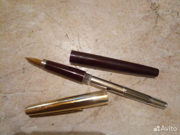 Перьевая ручка hero 221