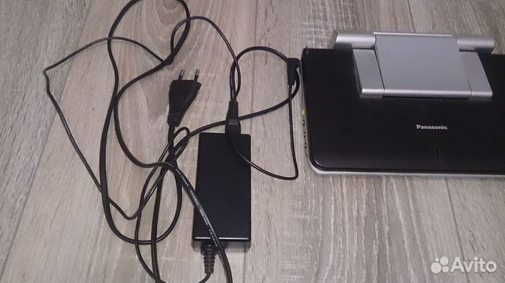 DVD-LS80. портативный DVD-проигрыватель Panasonic