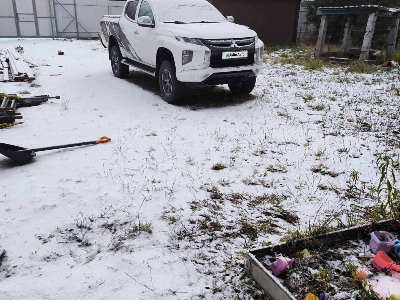 Mitsubishi L200: фото владельца