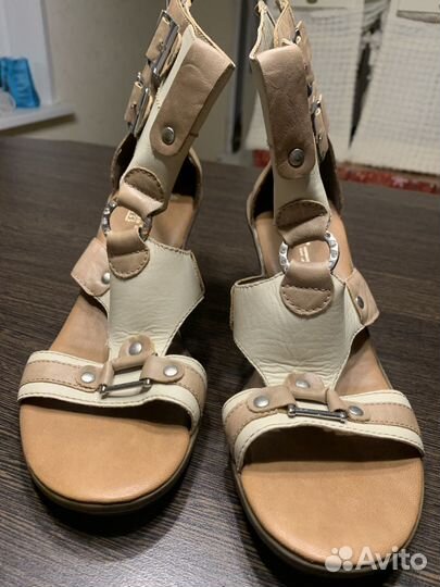 Босоножки женские 40 размер