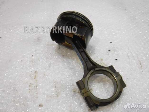 Поршень с шатуном Субару