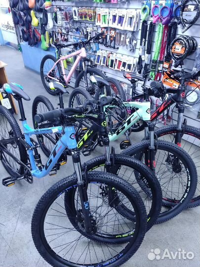 Велосипед горный двухподвес GT Racer