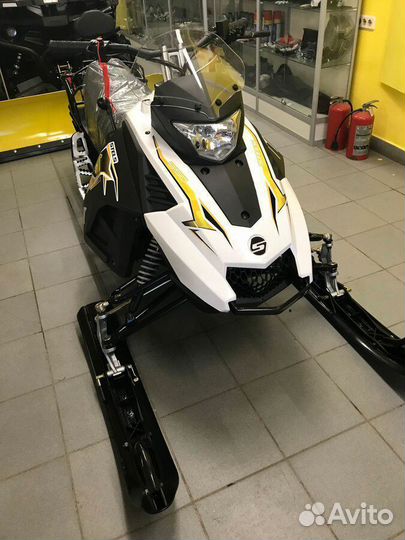 Снегоход Stels Капитан S150 (белый)