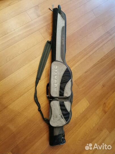 Пакетом: 4 удилища Shimano, багор, чехол