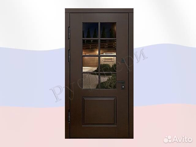 Металлическая входная дверь с окном для дома