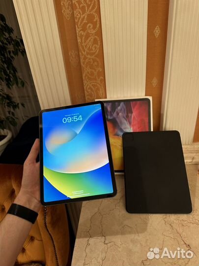 iPad Pro 11 1TB Wi-fi+Cellular (2 поколение)