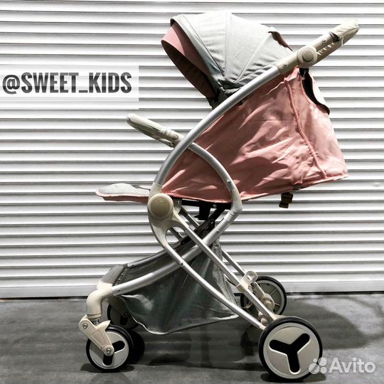 Коляска прогулочная