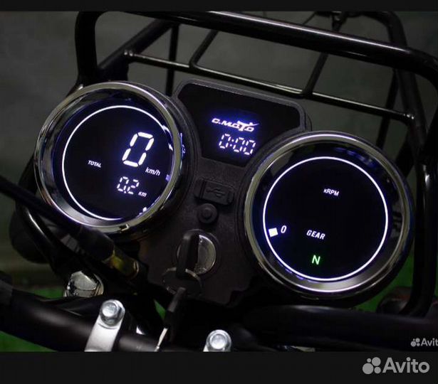 Мопед с кофром