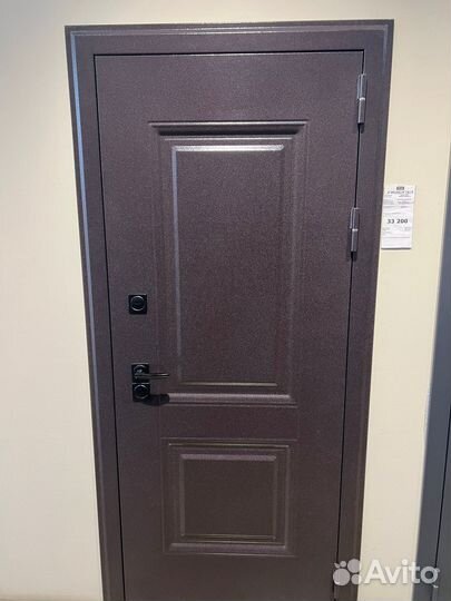 Дверь входная металлическая