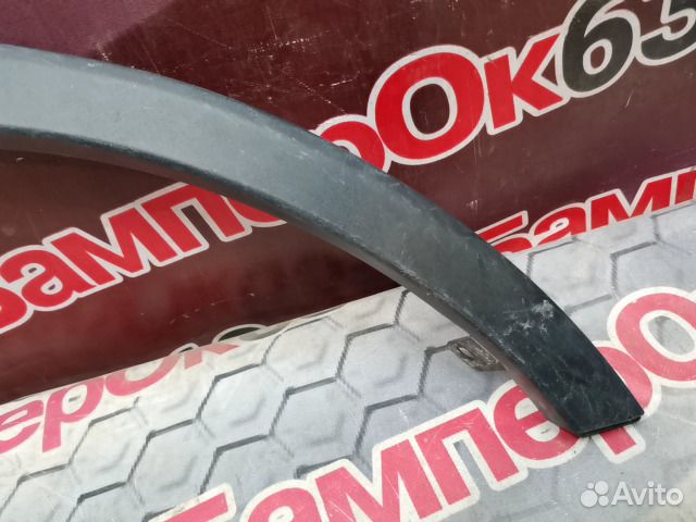 Накладка крыла передний правый Toyota RAV4