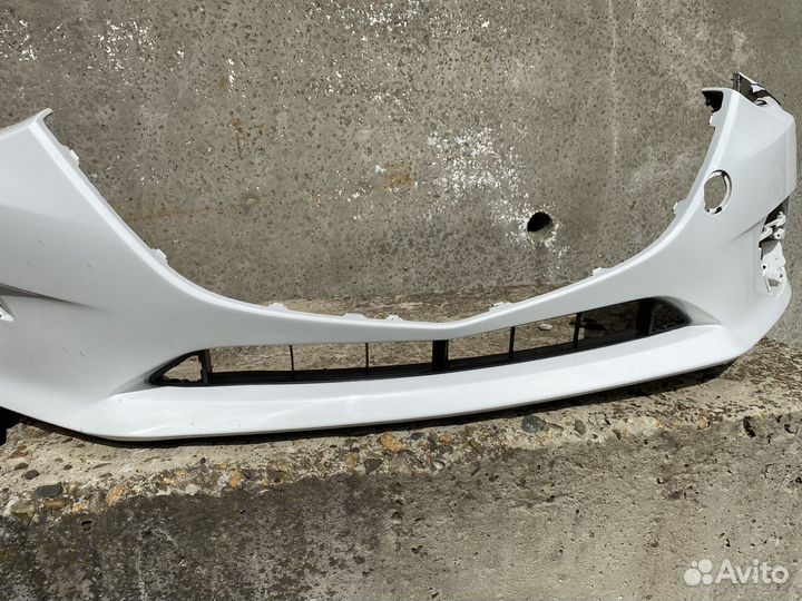 Бампер б/у на Мазда 3