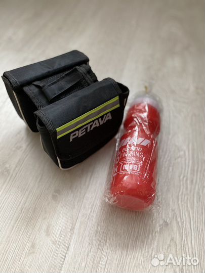Сумочка и бутылка для велосипеда