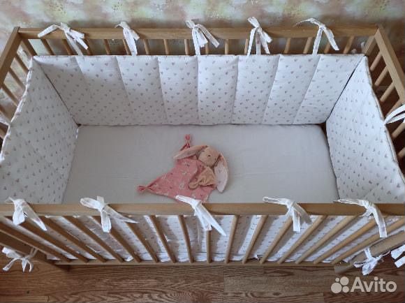 Бортики и комфортер в кроватку